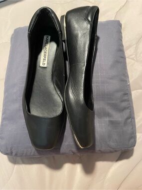 Karl Lagerfeld Black Leather Square-Toe Flats